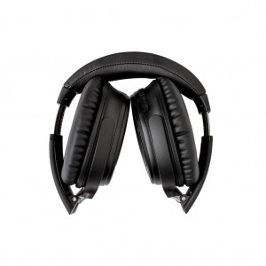 E20headphones3